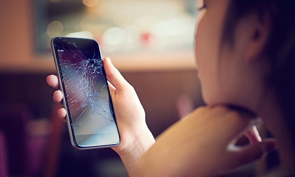 Smartphone Defekt: Die häufigsten Schäden und Reparaturmöglichkeiten
